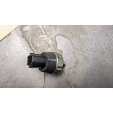 114W024 Engine Oil Pressure Sensor For 09-10 Nissan Cube 1.8 114W024 Engine Oil Pressure Sensor For 09-10 Nissan Cube 1.8